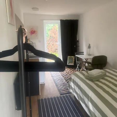 Garden Flat 2 And Parking Appartamento Bristol